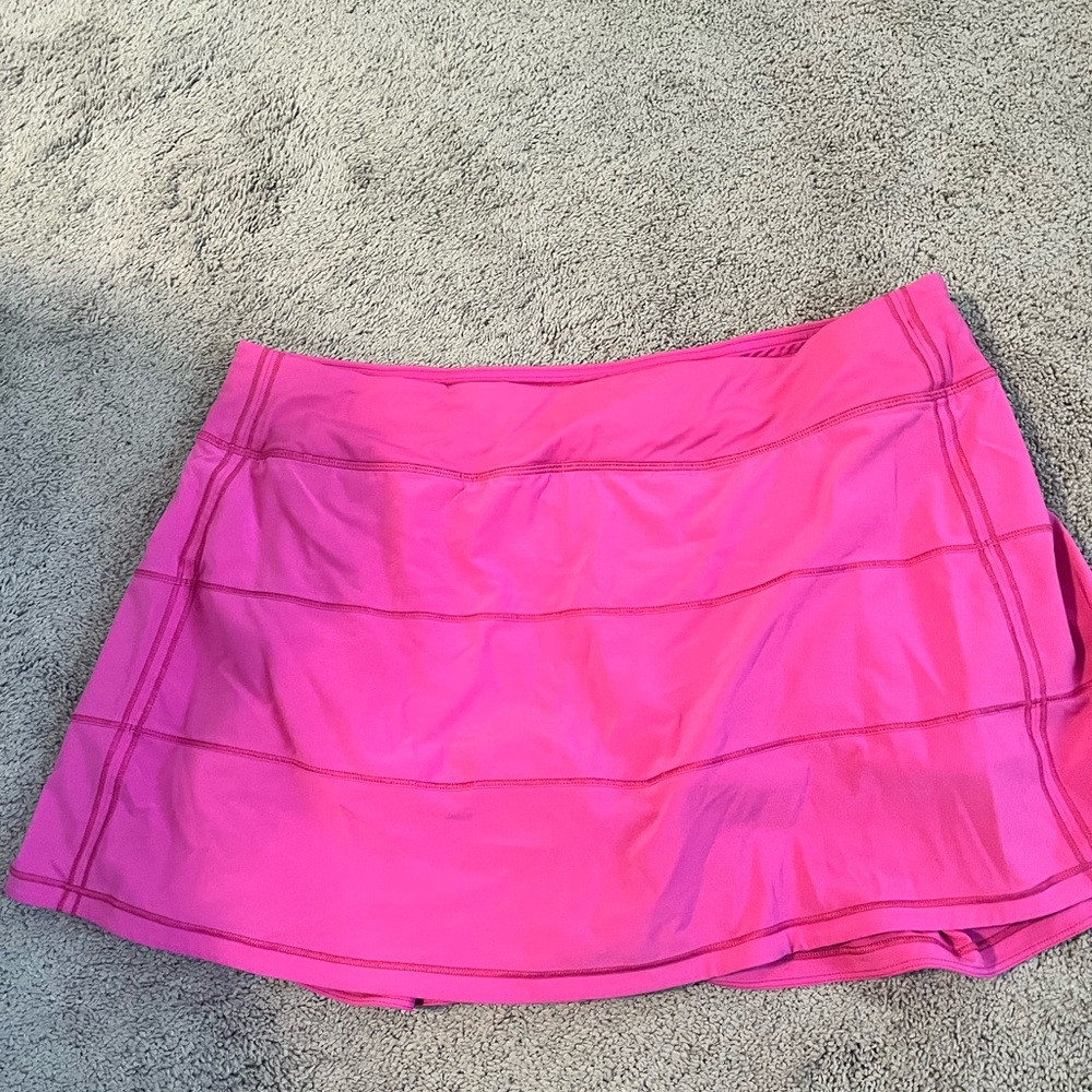 Lululemon Rival Short size 14